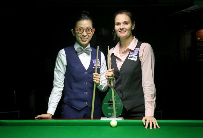 Ng On Yee und Reanne Evans vor dem Finale des Women's Masters der World Women's Tour