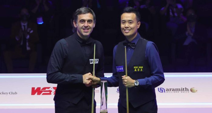 Hongkong Masters Finale: Der Handshake vor dem Spiel zwischen O'Sullivan und Fu