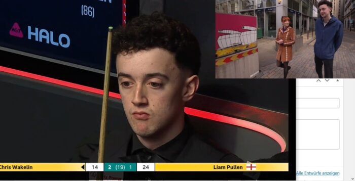 Screenshot: In einem Fenster ist Liam Pullen zu sehen, im Vordergrund der Score Wakelin 2-1 Pullen. In der rechten oberen Ecke ist Abigail Davies mit Liam Pullen im Interview zu sehen.